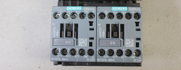 UNUSED SIEMENS REVERSING CONTACTOR 3RA2316-8XB30-1BB4