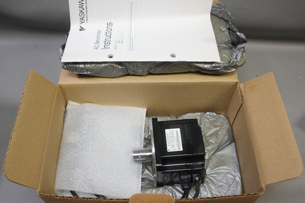 NEW YASKAWA AC SERVO MOTOR SGMPH-02BAE41D