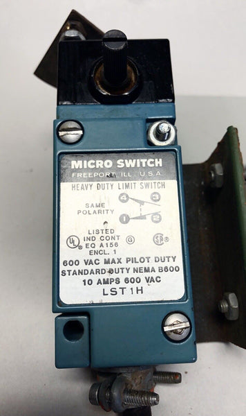 Honeywell Micro Switch Heavy Duty Limit Switch 600 VAC Max Pilot 10 Amps LST1H