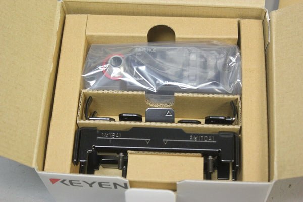 NEW KEYENCE CLAMP ON FLOW SENSOR FD-Q10C