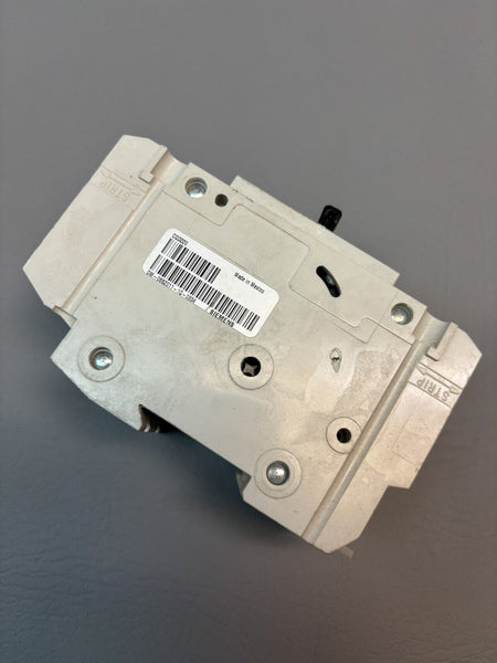 SIEMENS CQD CIRCUIT BREAKER  2 POLE  IEC60947-2 AC-50/60Hz