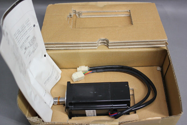 NEW YASKAWA AC SERVO MOTOR  SGM-04A312