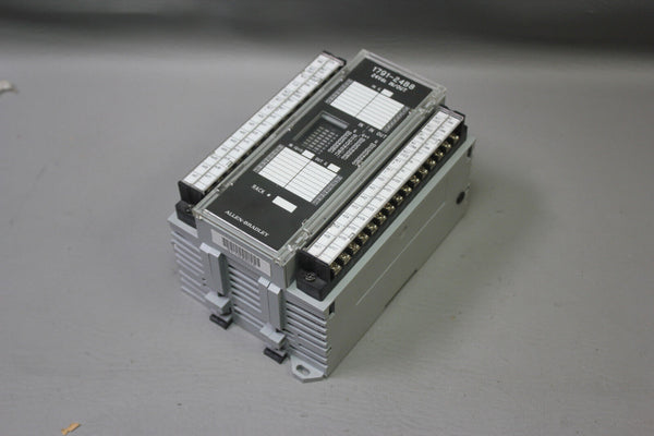 Allen Bradley 1791-24B8 ser B  I/O Programmable Logic Module PLC