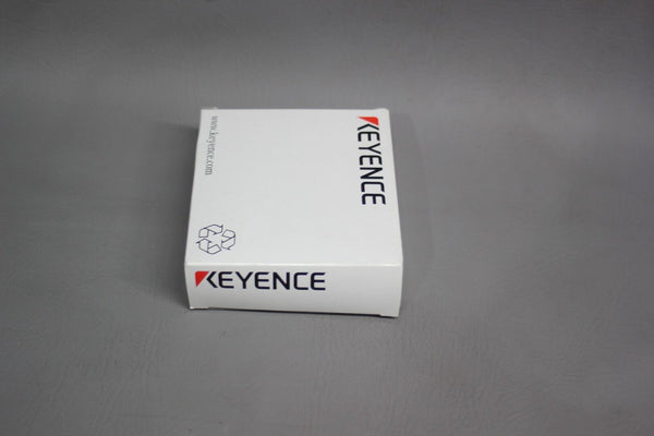 NEW KEYENCE FLOW SENSOR CLAMP SET FD-XC20R2