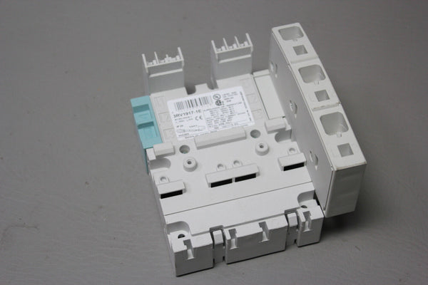 UNUSED SIEMENS 3 PHASE DUAL CURCUIT BREAKER BUSBAR 3RV1917-1E