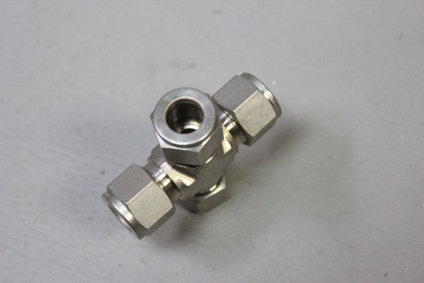 NEW SWAGELOK STAINLESS STEEL UNION CROSS TUBE FITTING SS-810-4