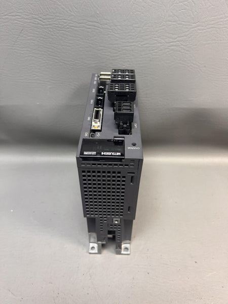 MITSUBISHI MELSERVO SERVO DRIVE MR-J3W-22B 3PH 200W OUTPUT 1.5A