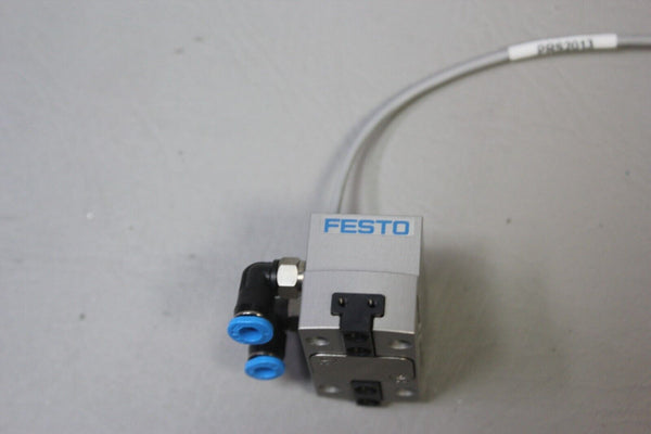 UNUSED FESTO PARALLEL GRIPPER WITH SENSOR HGPT-16-A-B