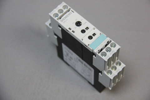 UNUSED SIEMENS MULTIFUNCTION TIMING RELAY 3RP1505-1BQ30