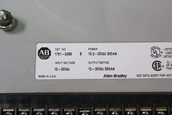 Allen Bradley 1791-24B8 ser B  I/O Programmable Logic Module PLC