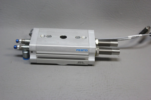 FESTO SEMI ROTARY DRIVE MODEL: DRRD-20-180-FH-Y9A