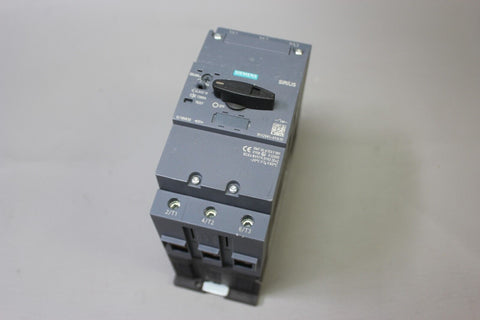 NEW SIEMENS 3RV2041-4YA10 SIRIUS CIRCUIT BREAKER MOTOR CONTROLLER