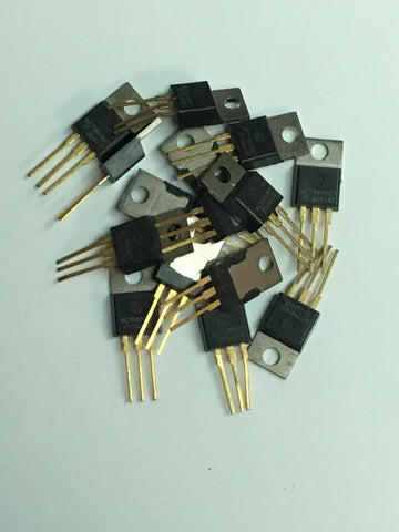 Lot of 20 Motorola MC78M08CT Gold Voltage Regulator 