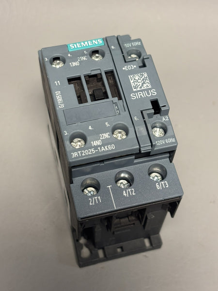 UNUSED Siemens Contactor 3RT2025-1AK60 SIEMENS 3RT20251AK60